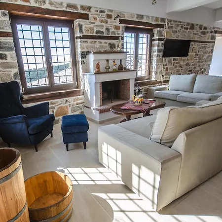 Riga's Pinakoti Pinakátai